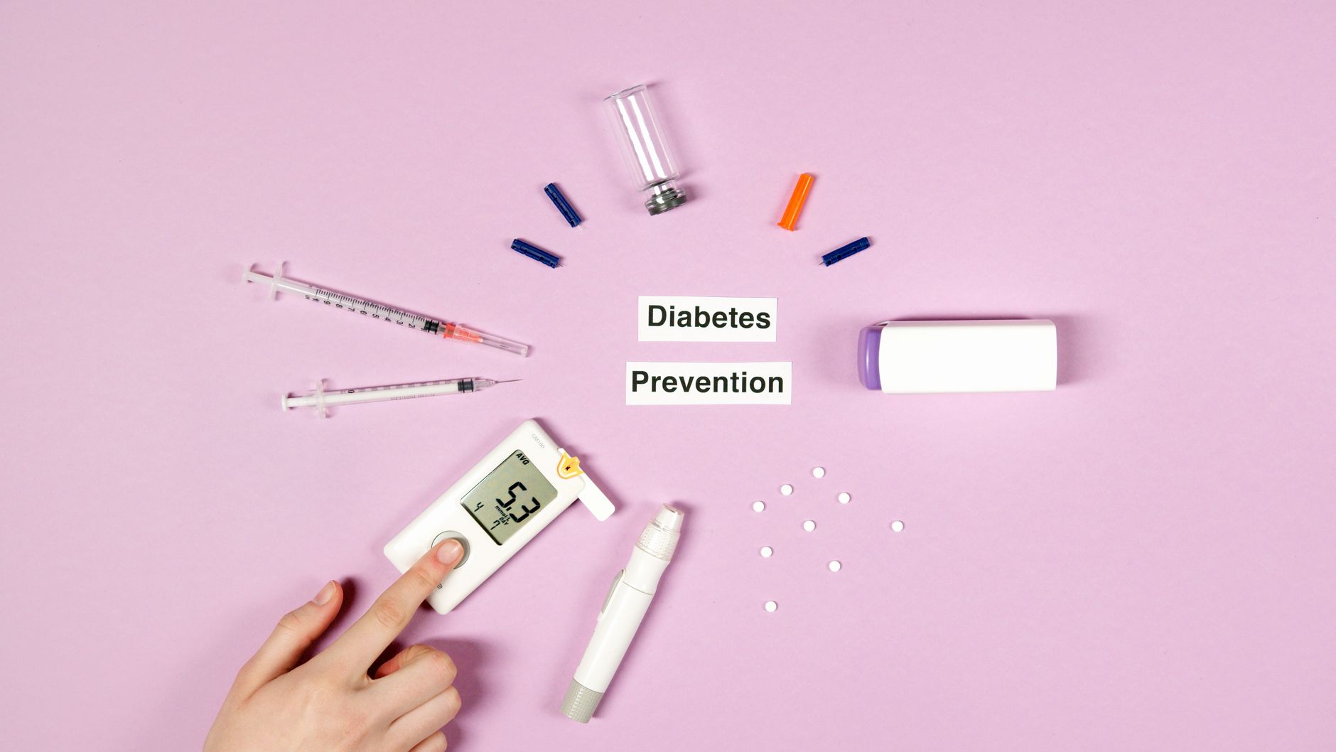 An adult making healthy food choices to improve their A1C test results.