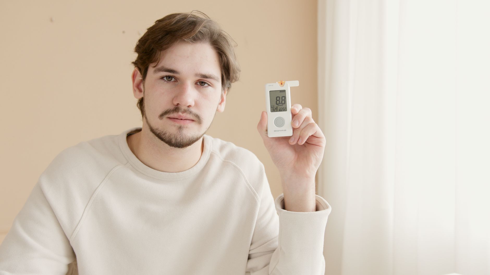 An eye doctor performing a routine checkup to monitor diabetes eye complications.